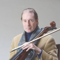 Author Christopher  Earnsh