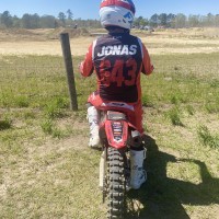 Anthony  Jonas