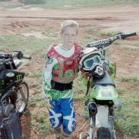 Tayzer Darr