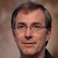 Ronald Salzar
