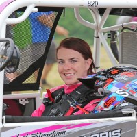 Jesi  Stracham