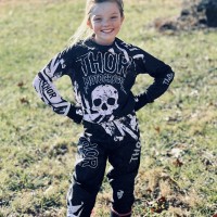 Paisley Lee