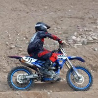 DirtBikeDusty 