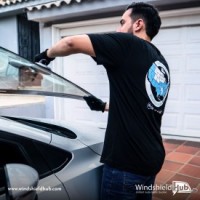 WindshieldHUB Auto Glass